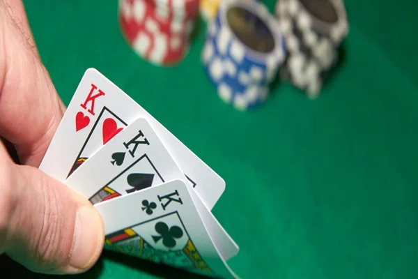 3 card poker | Magic wins